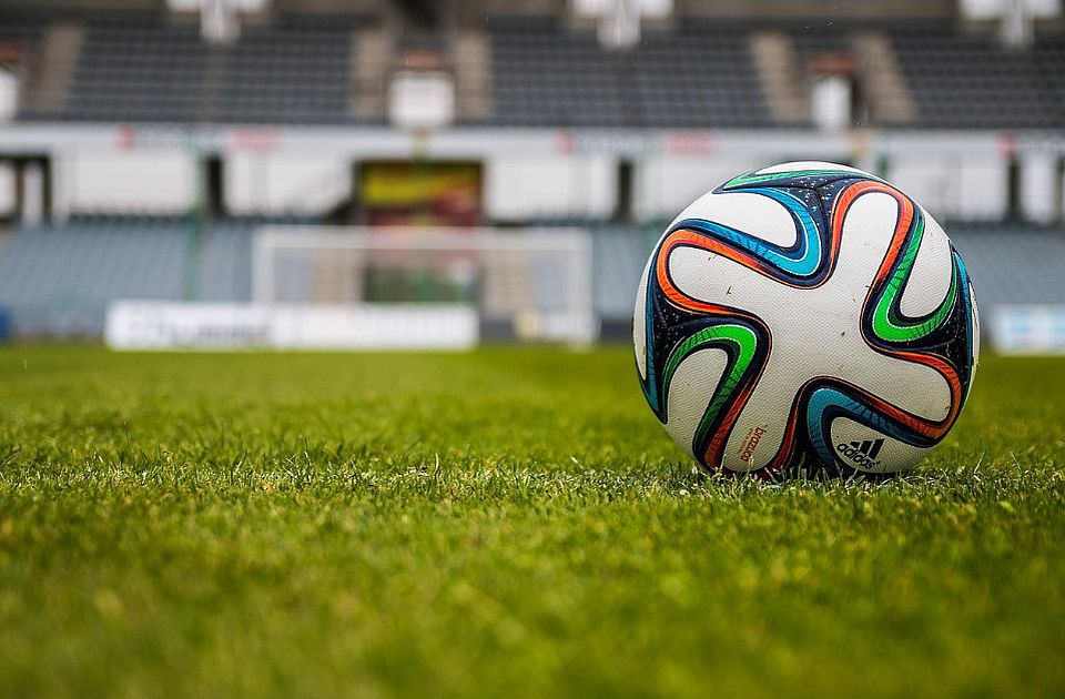 Srbija pobedila Andoru i ostala u trci za plasman na Mundijal